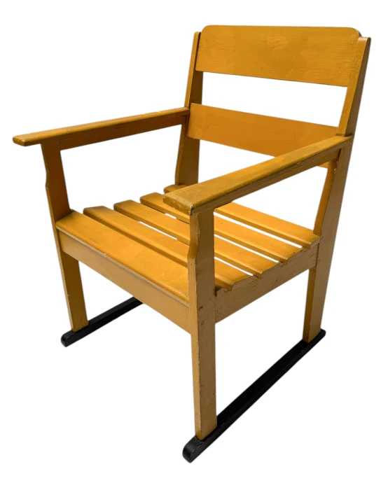 Two Art Deco Modernist Lacquered Beech Armchairs and Table, 1930s